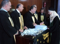 تهنئة مدير الكلية